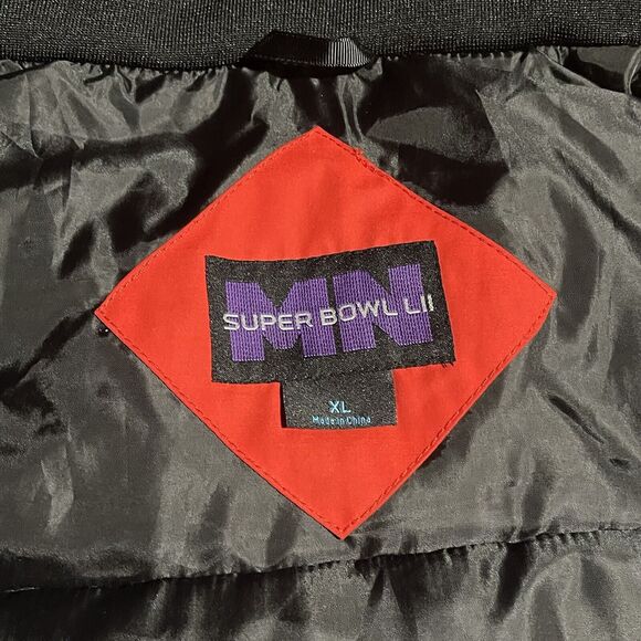 Official Licensed Super Bowl LII Security Puffer Down Jacket Red Mens Size XL - Picture 6 of 13